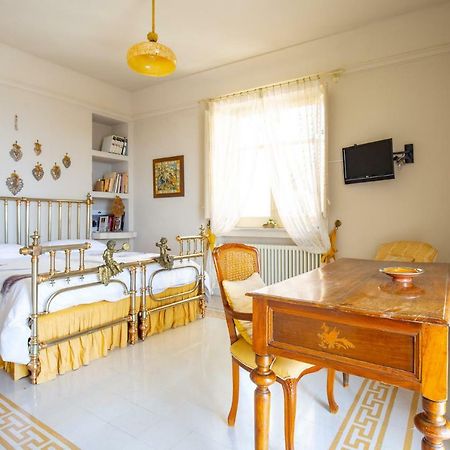 Solemar Sicilia - Casa Porto Bagnera Villa Santa Flavia Dış mekan fotoğraf
