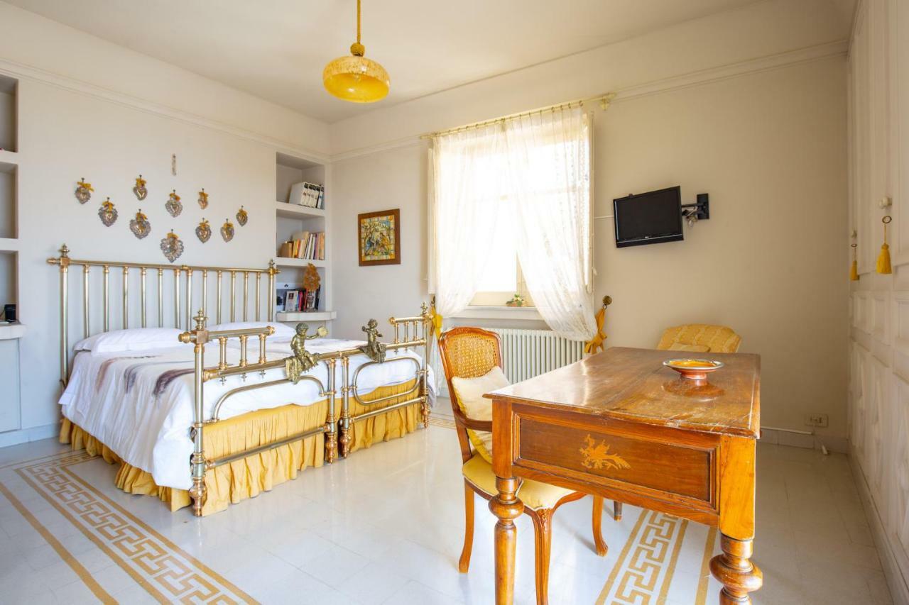 Solemar Sicilia - Casa Porto Bagnera Villa Santa Flavia Dış mekan fotoğraf