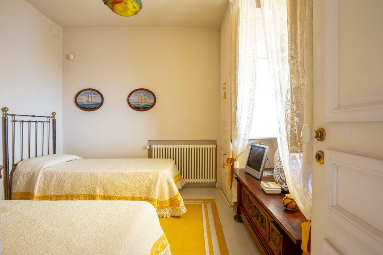 Solemar Sicilia - Casa Porto Bagnera Villa Santa Flavia Dış mekan fotoğraf